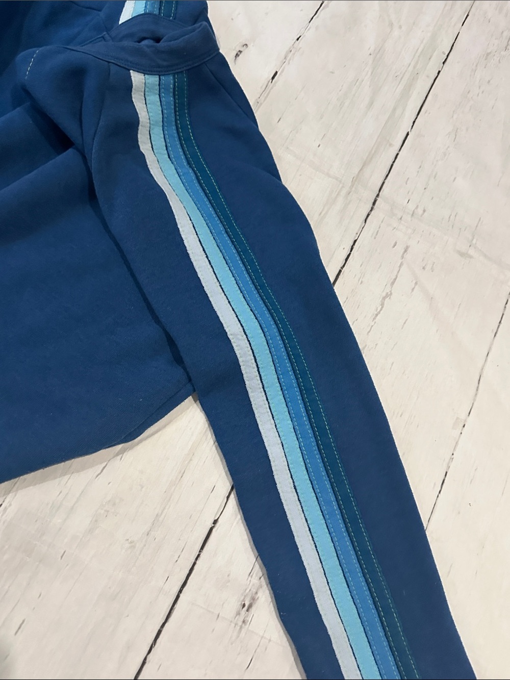 Aviator Nation bolt embroidery Cropped classic Sweatshirt with Blue Stripes - Picture 11 of 11